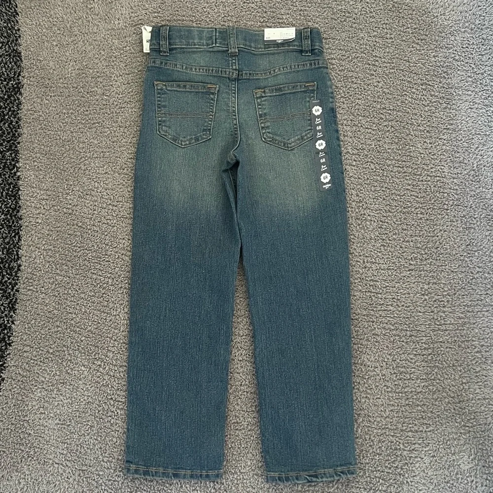 Oshkosh B’gosh boy classic jeans NWT